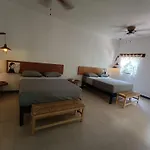 Jungle Lodge Cancun Aeropuerto